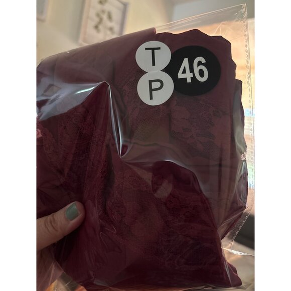 Free People Intimately Burgundy Lace-Trimmed Flowy Tank Top Womens S - Picture 6 of 9